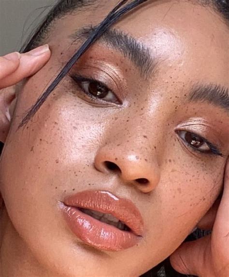faux freckles perfect summer accessorie in 2020 freckles makeup cute makeup looks makeup