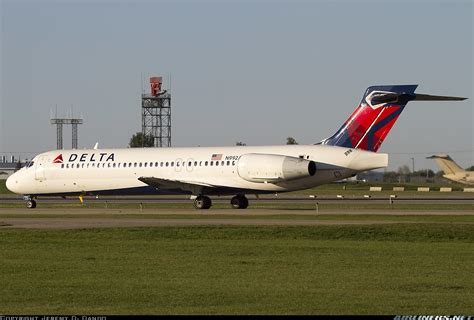 Boeing 717 2bd Delta Air Lines Aviation Photo 4043435