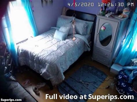 watch free ipcam blonde college girl masturbates in her underwea porn video pornado xxx