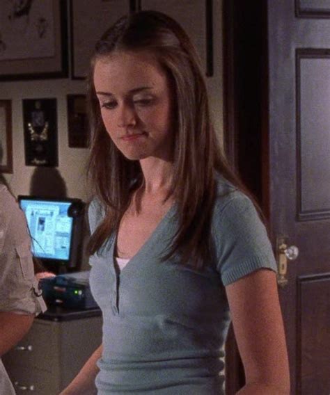 Alexis Bledel As Rory Gilmore In Gilmore Girls Rory Gilmore Gilmore