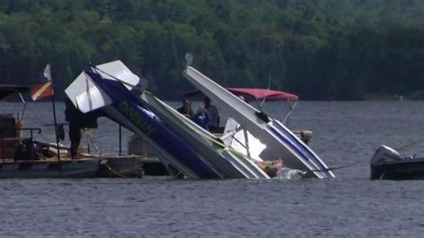 Caught On Camera Seaplane Plunges Into Maine Lake No Deaths Nbc10