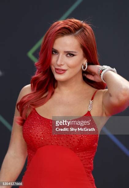 Bella Thorne Images Photos And Premium High Res Pictures Getty Images