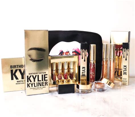 Facts You Never Knew About Kylie Cosmetics Kylie Lip Kit Facts Shefinds
