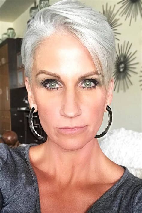 44 pixie haircuts for women over 50 to enjoy your age pixie haircut platinum blonde pixie