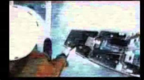The derbyshire family association was awarded the marine society's thomas gray silver medal in july they examined the 135,774 pictures of the derbyshire wreck taken during two surveys by a. Der Untergang der Derbyshire 3 - YouTube