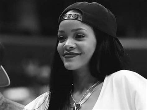 Rihanna Rihanna Celebs Celebrities Riri Fenty Old Pictures Pretty