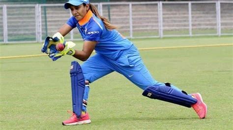 Top 10 Most Beautiful Female Cricketers In The World 2023 Knowinsiders