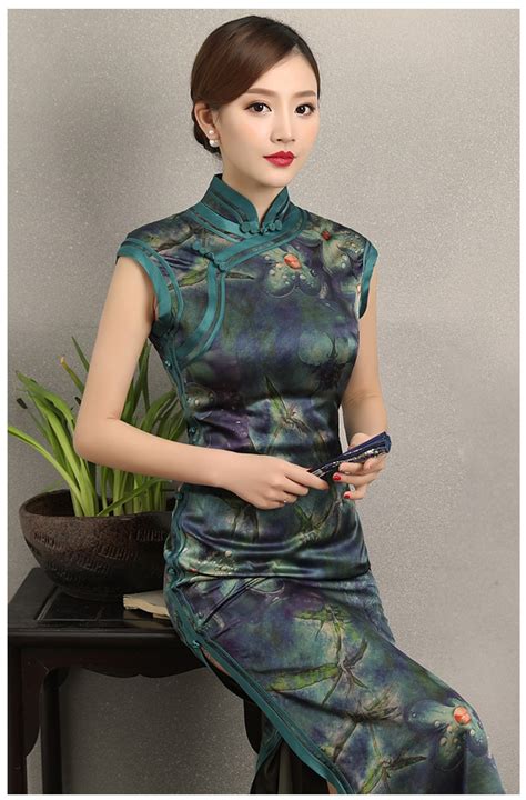 Impressive Sleeveless Long Silk Qipao Cheongsam Dress Qipao Cheongsam