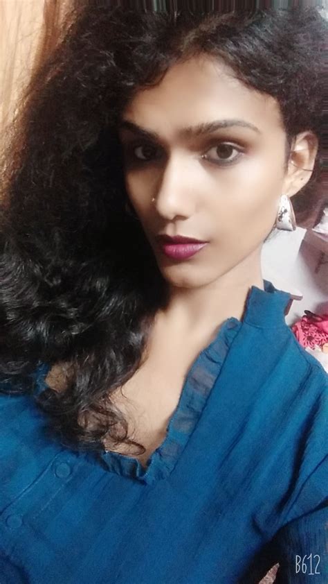 lia indian transsexual escort in chennai