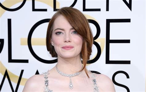 13 jaw droppingly gorgeous looks from the golden globes this year emma stone golden globes