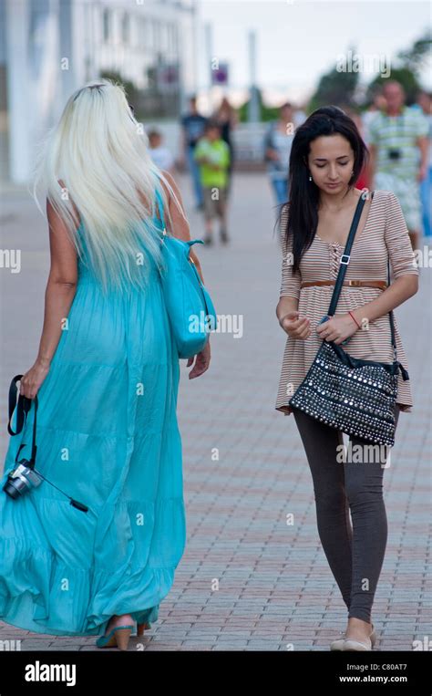 Chicas Ucranianas Fotos E Imágenes De Stock Alamy