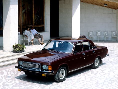 Why Were Russians Crazy About The Volga Car Russia Beyond