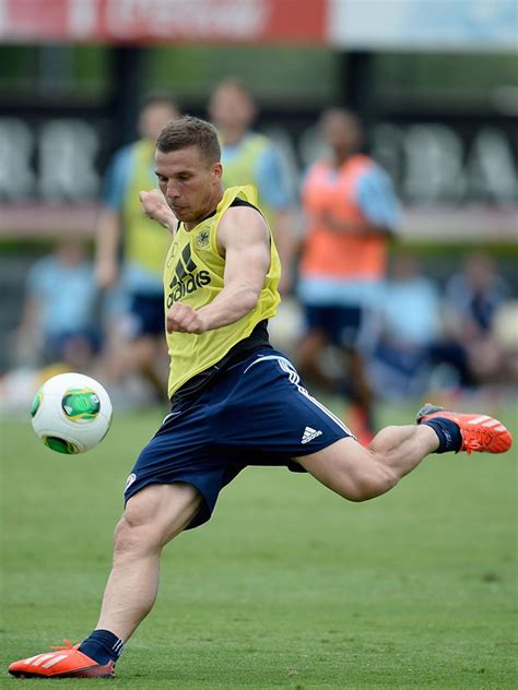 Official fantasy premier league 2021/22. Lukas Podolski: "Natürlich bin ich ungeduldig" :: DFB ...