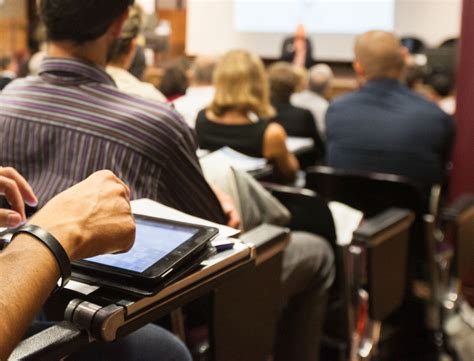 La Formation Professionnelle Est Elle Accessible à Toutes Et Tous