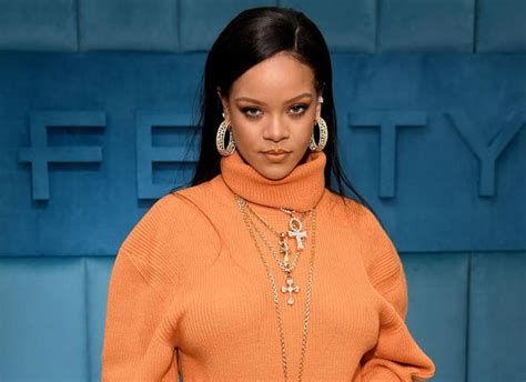 Rihanna Becomes The Richest Female Musician In The World With Whopping