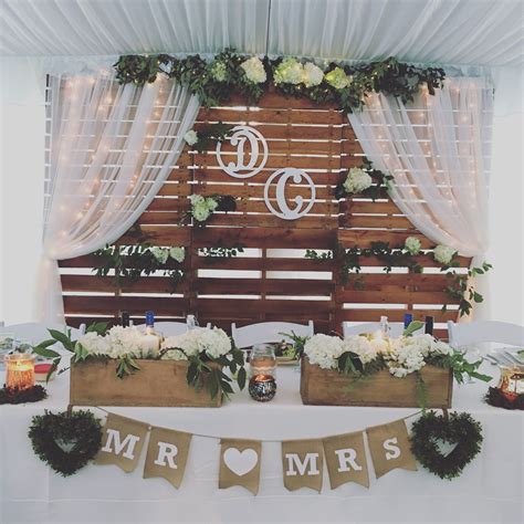 Rustic Head Table And Backdrop Wooden Backdrop Wedding Head Table