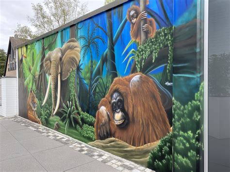 Erstmal auf pappe und nicht an der wand… Galerie wand graffiti, Graffiti Kunst, Graffiti Kamp ...
