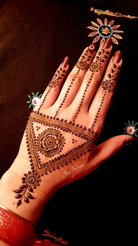 25 Gorgeous Moroccan Mehndi Designs To Try Bling Sparkle
