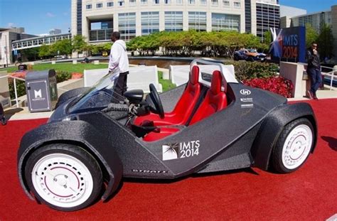 Strati The Worlds First 3d Printed Car Created By Local Motors