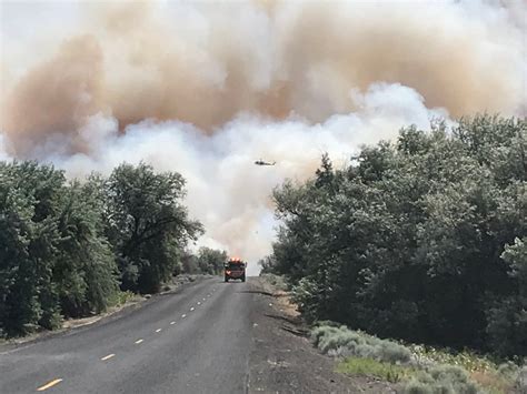 Wildfire Forces Evacuations Burns Thousands Of Acres In Washington