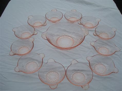 PINK DEPRESSION GLASS BERRY BOWLS SET WITH 12 SMALL BOWLS Antique