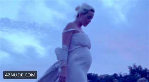 Katy Perry She Strips Completely Naked In New Music Video Daises Aznude