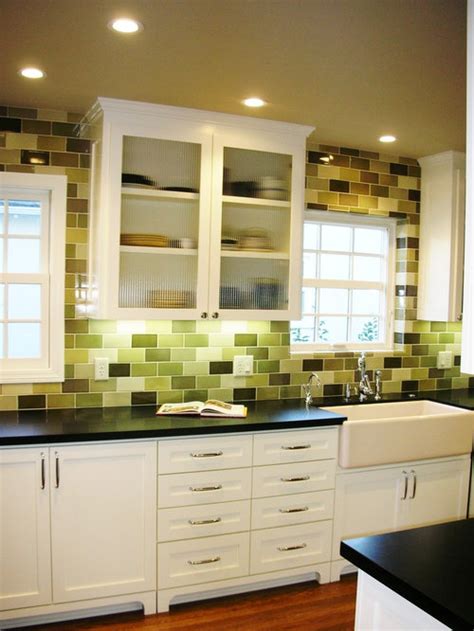 Small Kitchen Backsplash Design Ideas And Remodel Pictures Houzz