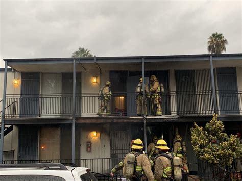 Crews Douse Apartment Fire After Neighbor Smells Smoke Long Beach