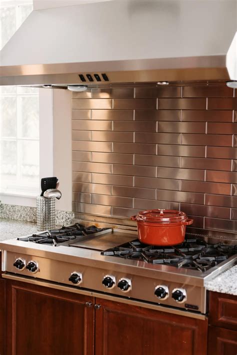 Options include stainless steel bar, sheet and plate, structural, tube and pipe products as well as custom stainless steel backsplash. 20 Stainless Steel Kitchen Backsplashes | Stainless ...