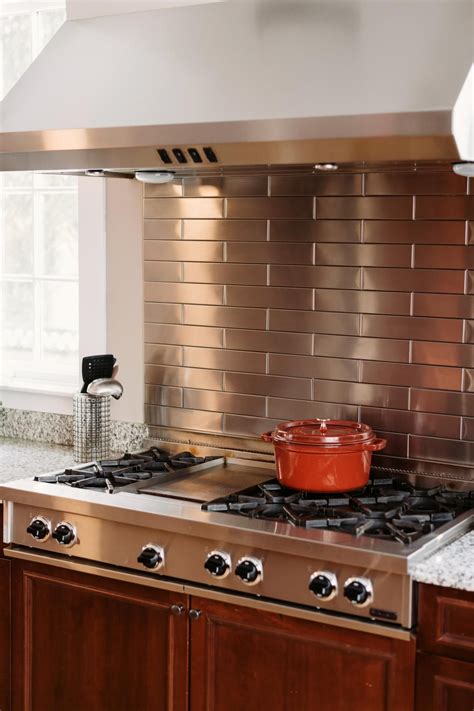 Do you need help making a decision? 20 Stainless Steel Kitchen Backsplashes | Stainless ...