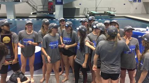 Stanford Women Celebrate 2017 Ncaa Swim And Dive Title Youtube