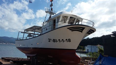 Barcos De Pesca Profesional Astilleros En Galicia