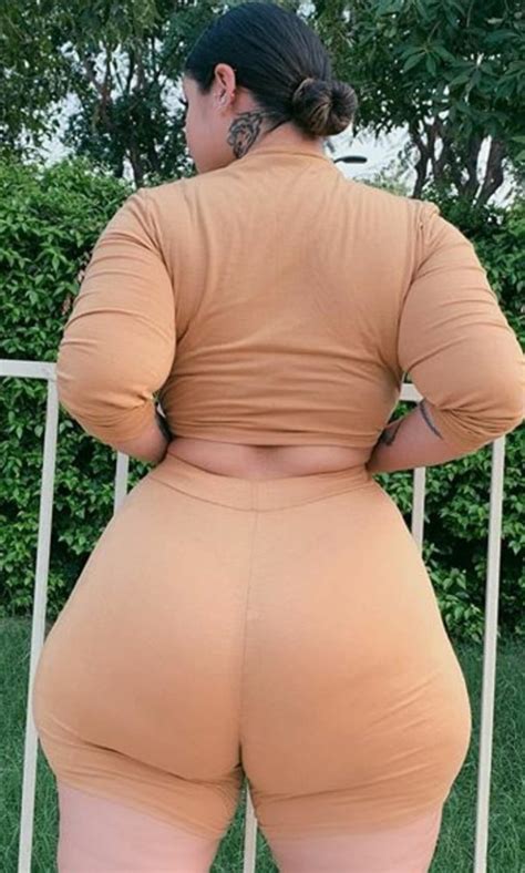 Extremely Wide Mega Booty Bbw Pear Tiffany Private Photos Homemade