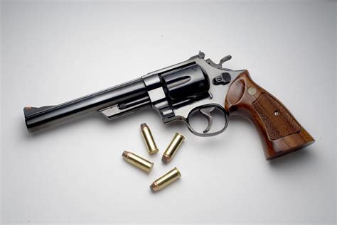 Why Smith And Wessons 44 Magnum Is The Old School Gun Of Choice The