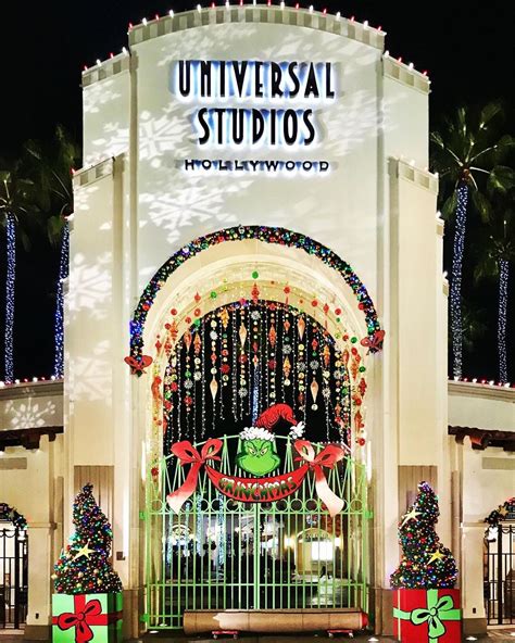 Grinchmas At Universal Studios Hollywood 2019 My Life Is A Journey