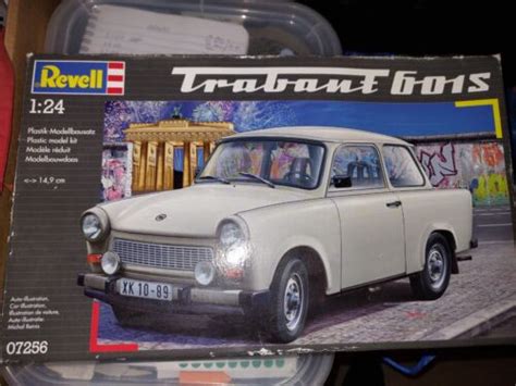 124 Revell 07256 Trabant 601s Model Kit Complete Ebay
