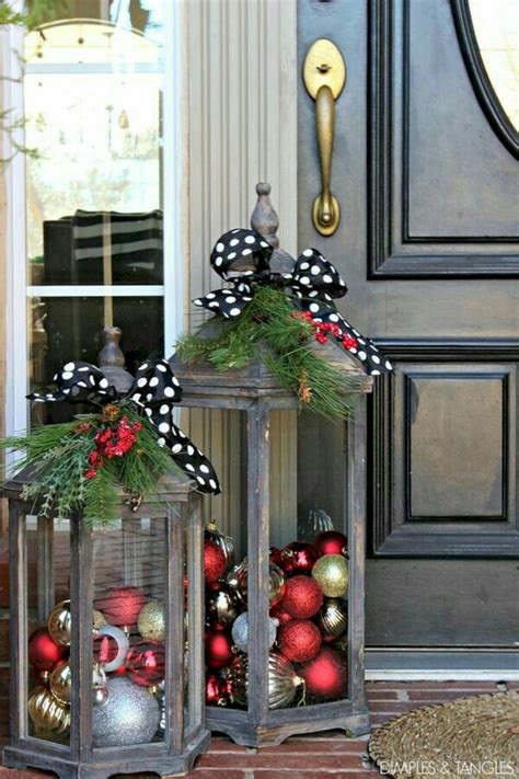 30 Simple Outdoor Christmas Decoration Ideas Decoomo