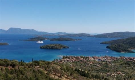 Σπηλαιο αλαδινου το σπήλαιο στο χωριό «αλαδινό» αποτελεί ένα από τα κορυφαία αξιοθέατα της άνδρου. Deep blue: Τα πριγκηπονήσια της Λευκάδας είναι μαγεία! - AMFlife.gr - Δυτική Ελλάδα, Άνθρωποι ...