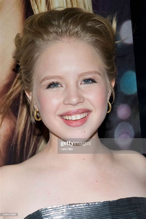 sofia vassilieva attends the my sister s keeper film premiere at news photo getty images