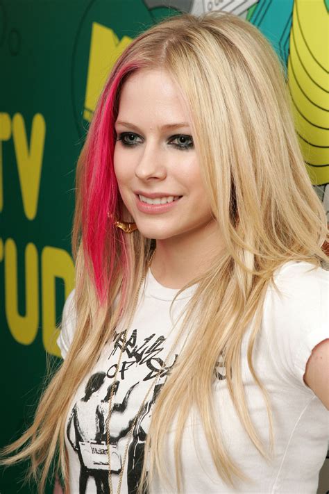 For the eponymous album, see avril lavigne (album).avril ramona lavigne (born september 27, 1984) is a canadian singer, songwriter, and actress. Avril Lavigne photo 659 of 1259 pics, wallpaper - photo ...