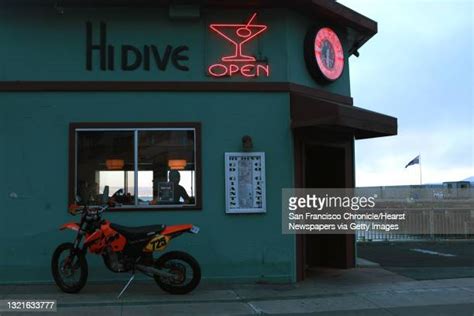 Hi Dive Bar Photos And Premium High Res Pictures Getty Images