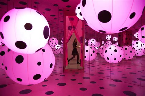 into the land of polka dots and mirrors with yayoi kusama the new york times