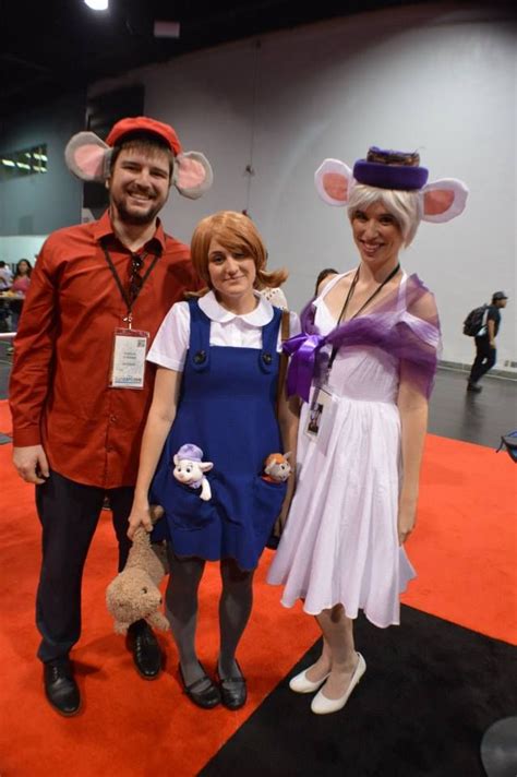 Penny From Disneys The Rescuers At D23 With Bernard And Bianca Therescue Disney Halloween