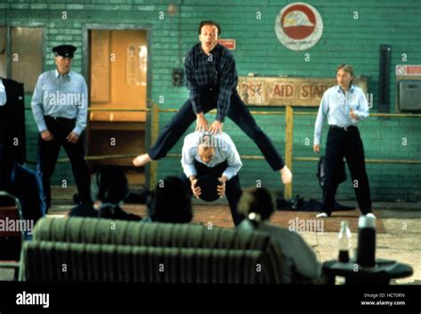 The Full Monty 1997 Tom Wilkinson Hi Res Stock Photography And Images