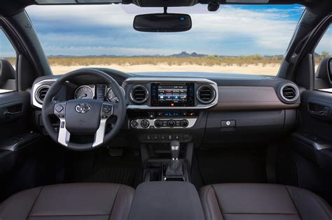 Image Gallery Of 2015 Toyota Tacoma Interior 18
