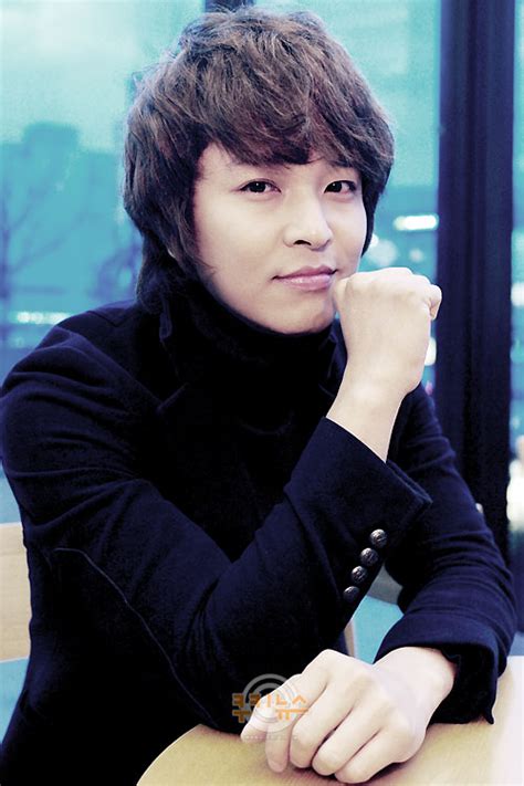 Song joong ki fan account. Asian Boys World Paradise: Biografia/Profile de Kim Jeong Hoon
