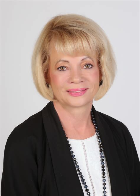 Diane Koontz, Real Estate Agent - Upper Arlington, OH - Coldwell Banker