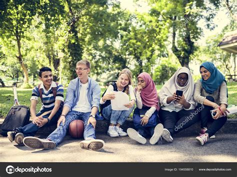 Group Diverse Teenagers Stock Photo By ©rawpixel 194558810