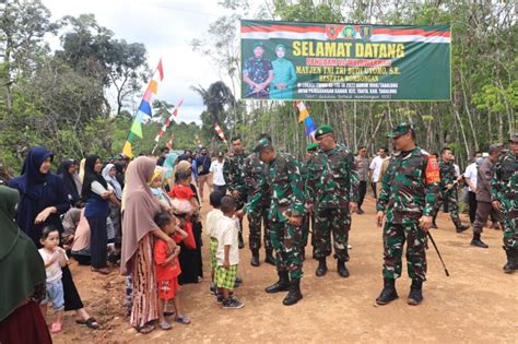 Tutup TMMD Ke 115 Pangdam VI Mulawarman Ajak Warga Untuk Terus