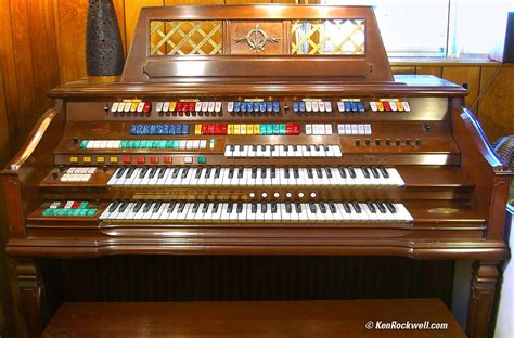 Wurlitzer Model 950 Organ Super Nice Sound